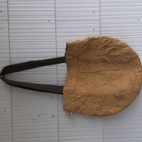 Boho bag Golden fabric wooden button - Picture 3 of 6